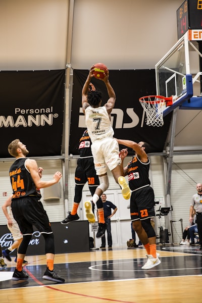 必一运动 体育公益案例